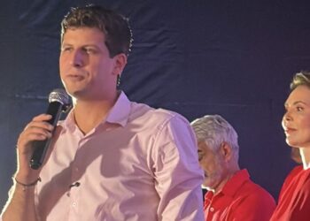 João Campos (PSB) no lançamento do comitê da vereadora do Recife Liana Cirne (PT)