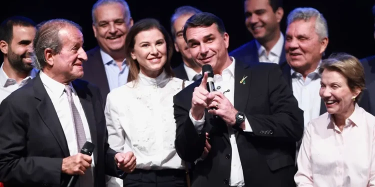 O desenho das alianças estaduais mostra maior proximidade com o PL.