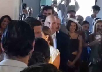 Alexandre de Moraes no casamento de João Campos e Tabata Amaral