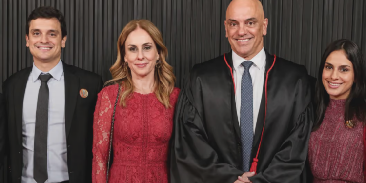 Alexandre Filho, Viviane Berci, Alexandre de Moraes e Giuliana de Moraes (Da esq. p/ dir)