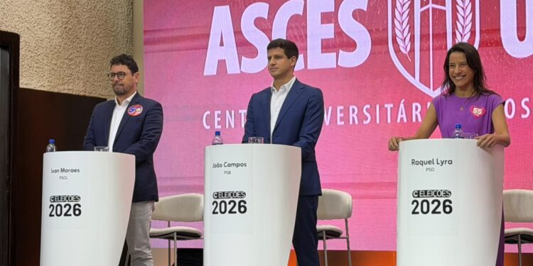 Ivan Moraes (PSOL), João Campos (PSB) e Raquel Lyra (PSD)