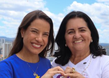 A candidata ao governo de PE, Raquel Lyra e a candidata a deputada estadual, Ana Lúcia