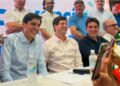 Da esq. para a dir., Carlos Costa, João Campos e Silvio Costa Filho