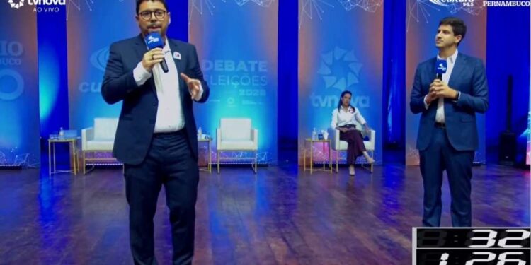 Ivan Moraes questiona João Campos sobre apoio à PEC da Blindagem