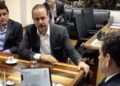 Thiago de Luca (esq.) e Eduardo Lobo (centro). Nos comentários, Guilherme Lobo