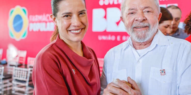 A governadora Raquel Lyra (PSD) e o presidente Lula (PT). Foto: Ricardo Stuckert