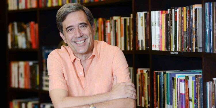 Historiador e comentarista político, Marco Antonio Villa