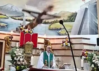 O padre Patricio Alfredo Sánchez Molinari faleceu no sábado (16)