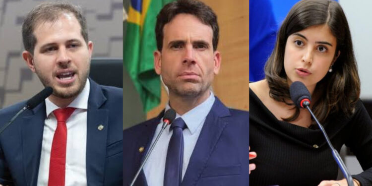 Pedro Campos (PSB), Eduardo Moura (Novo) e Tábata Amaral (PSB) (esq. p/ dir.)