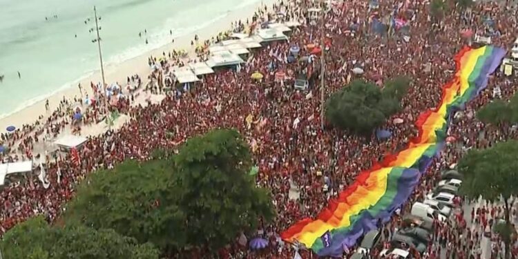 Lula não participou e ficou em Brasília durante o feriado de Nossa Senhora Aparecida