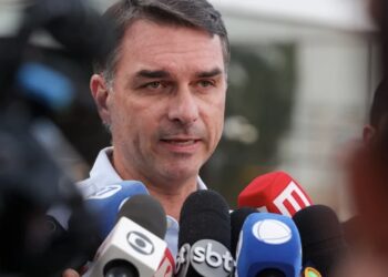 Campanha ainda avaliará presença no debate da Globo, marcado para 23 de outubro