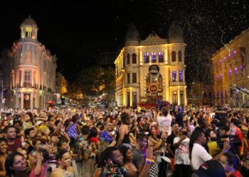Pernambuco recebeu 116,7 mil turistas internacionais até setembro, alta de 65% em relação a 2025