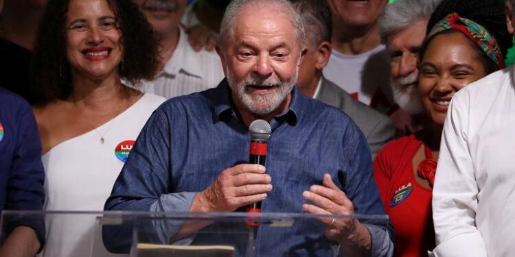O presidente também declarou seu carinho pelos apoiadores e agradeceu ao povo brasileiro