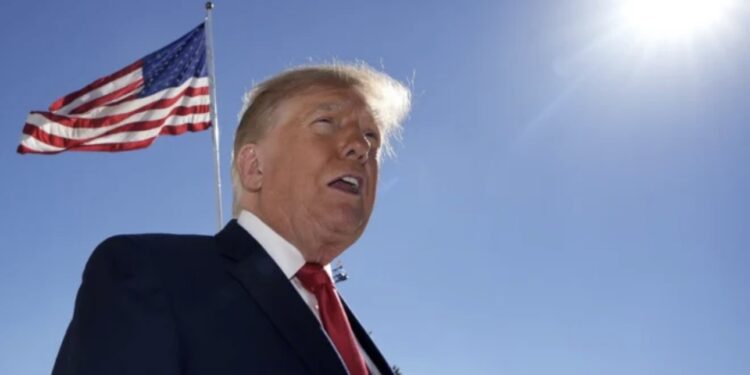 Trump diz não interferir no Brasil e cita boa relação com Lula