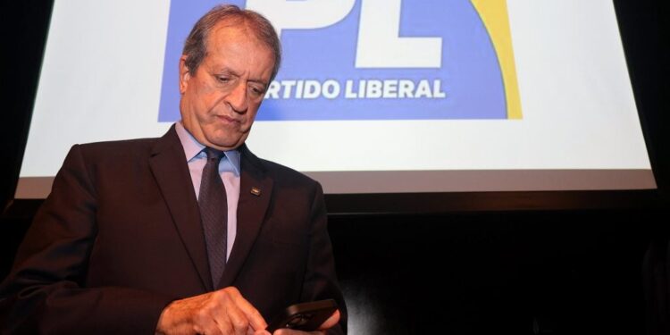 Valdemar reconhece resultado do TSE, mas pede esclarecimentos sobre a disputa