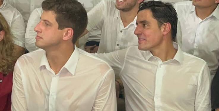 João Campos (PSB) e Carlos Costa (Republicanos) (Da esq. p/ dir.)