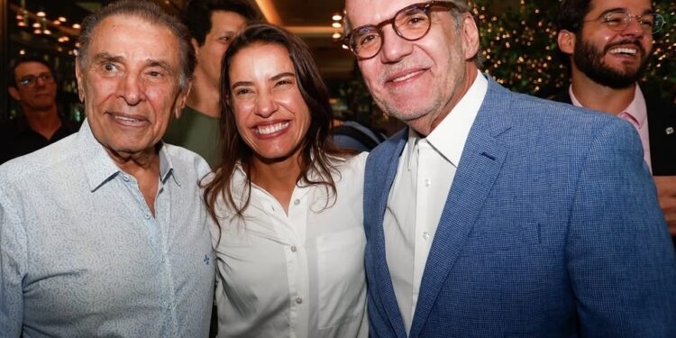 O ex-governador João Lyra, a governadora Raquel Lyra (PSD) e o senador Fernando Dueire (MDB)