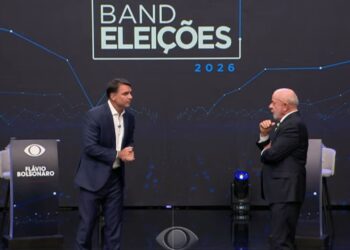 Os candidatos à presidência da República Flávio Bolsonaro (PL) e Luiz Inácio Lula da Silva (PT)