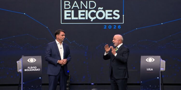 Flávio Bolsonaro (PL) e Luiz Inácio Lula da Silva (PT)