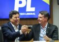 O deputado federal Mendonça Filho (PL) e o senador Flávio Bolsonaro (PL)